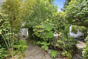 567 S 6th St, Coos Bay, OR 97420 - Photo 41
