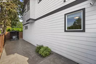 161 NW Forest St, Hillsboro, OR 97124 - Photo 43