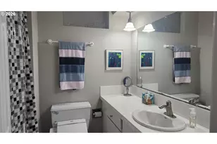 7520 SW Belmont Dr, Beaverton, OR 97008 - Photo 13