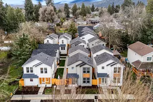 8330 N Bank St, Portland, OR 97203 - Photo 11