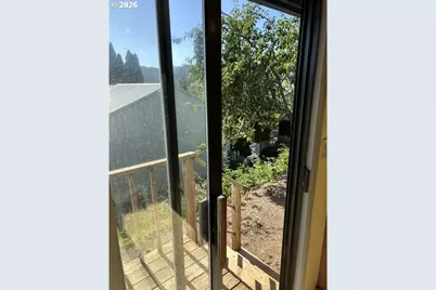 1125 Maple St, Myrtle Point, OR 97458 - Photo 17