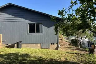 1125 Maple St, Myrtle Point, OR 97458 - Photo 35