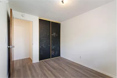 6025 SW Cherryhill Dr, Beaverton, OR 97008 - Photo 19