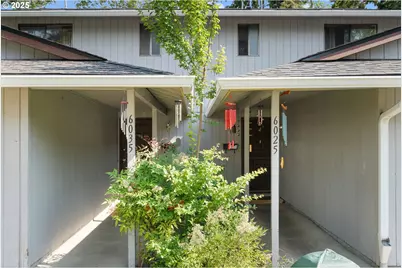 6025 SW Cherryhill Dr, Beaverton, OR 97008 - Photo 3