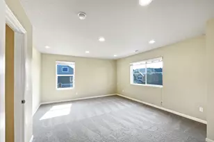 7074 NW 168th Ave, Portland, OR 97229 - Photo 19