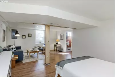 641 NE Holland St, Portland, OR 97211 - Photo 37