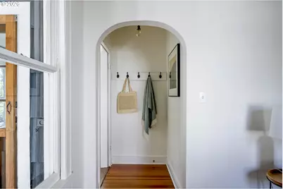 641 NE Holland St, Portland, OR 97211 - Photo 7