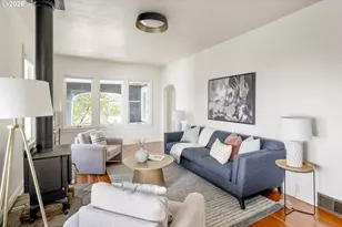 641 NE Holland St, Portland, OR 97211 - Photo 13
