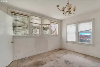 1782 Capitol St, Salem, OR 97301 - Photo 9