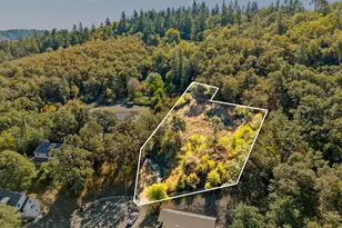 498 SE Dos Gatos Ct, Roseburg, OR 97470 - Photo 1