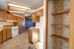 1009 King Salmon Pl, Warrenton, OR 97121 - Photo 9