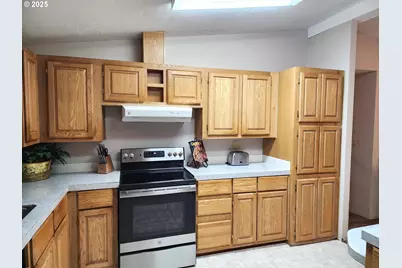 1809 26th St #21, La Grande, OR 97850 - Photo 7