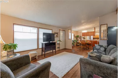 623 Shadow Ranch Ln, Roseburg, OR 97470 - Photo 5