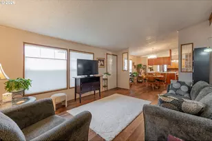 623 Shadow Ranch Ln, Roseburg, OR 97470 - Photo 5