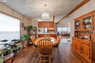 623 Shadow Ranch Ln, Roseburg, OR 97470 - Photo 9