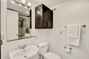 255 SW Harrison St, Portland, OR 97201 - Photo 17