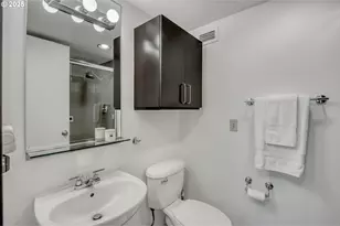 255 SW Harrison St, Portland, OR 97201 - Photo 17