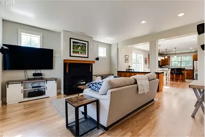 3492 Whisper Ln, Eugene, OR 97401 - Photo 3