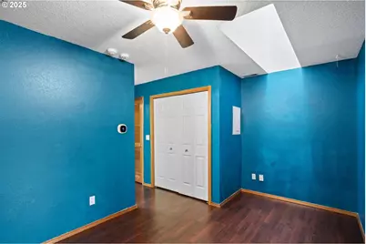 14134 E Burnside St #2, Portland, OR 97233 - Photo 25