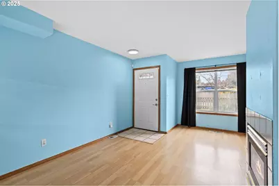 14134 E Burnside St #2, Portland, OR 97233 - Photo 7