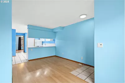 14134 E Burnside St #2, Portland, OR 97233 - Photo 11