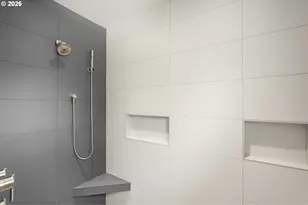 4207 SW 52nd Ave SW, Portland, OR 97221 - Photo 31