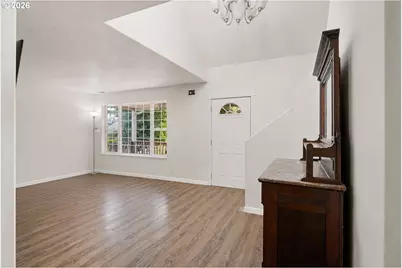 620 S 67th St, Springfield, OR 97478 - Photo 5