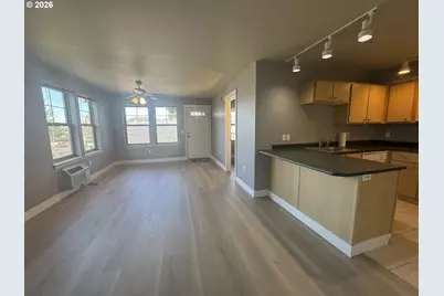 737 NE 99th Ave #24, Portland, OR 97220 - Photo 5