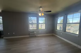 737 NE 99th Ave, Portland, OR 97220 - Photo 7