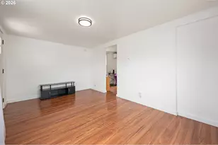 1107 S 7th St, Cottage Grove, OR 97424 - Photo 5