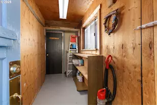 101 N Boat Basin Rd, The Dalles, OR 97058 - Photo 9