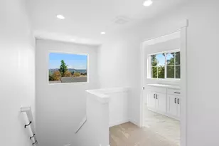 2171 NE 207th Pl, Fairview, OR 97024 - Photo 17