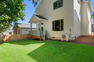 2171 NE 207th Pl, Fairview, OR 97024 - Photo 33