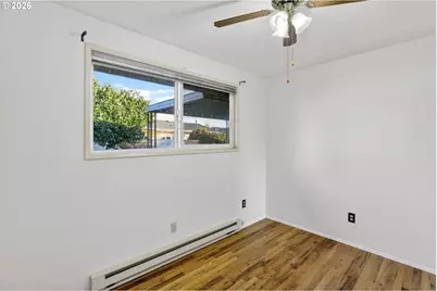 1620 Thompson Rd, Woodburn, OR 97071 - Photo 21