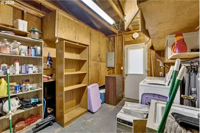 1620 Thompson Rd, Woodburn, OR 97071 - Photo 25