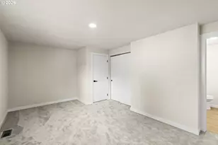 10249 N Tyler Ave, Portland, OR 97203 - Photo 17