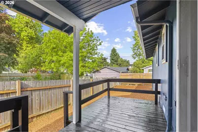 10249 N Tyler Ave, Portland, OR 97203 - Photo 27