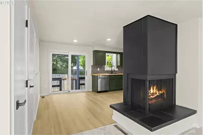 10249 N Tyler Ave, Portland, OR 97203 - Photo 9