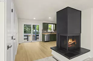 10249 N Tyler Ave, Portland, OR 97203 - Photo 9
