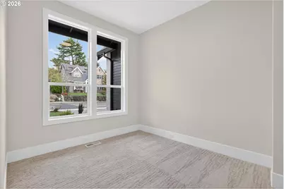 1912 SW Dickinson Ln, Portland, OR 97219 - Photo 27