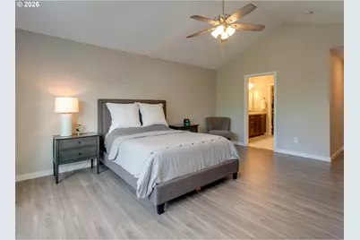 181 E Wayno Way, Newberg, OR 97132 - Photo 5