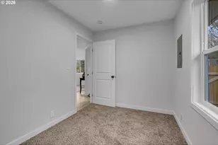 1217 SE 151st Ave, Portland, OR 97233 - Photo 9