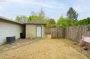 21 NE 199th Ave, Portland, OR 97230 - Photo 41