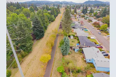 21 NE 199th Ave, Portland, OR 97230 - Photo 47