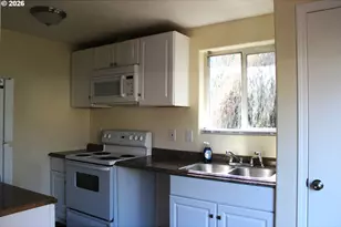 1403 N 4th Ave, Kelso, WA 98626 - Photo 13