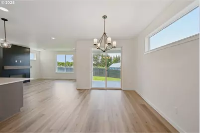 2038 NW 18th Ave, Battle Ground, WA 98604 - Photo 9