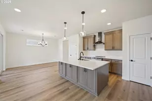 2038 NW 18th Ave, Battle Ground, WA 98604 - Photo 11