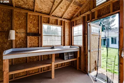 27505 6th St, Junction City, OR 97448 - Photo 43