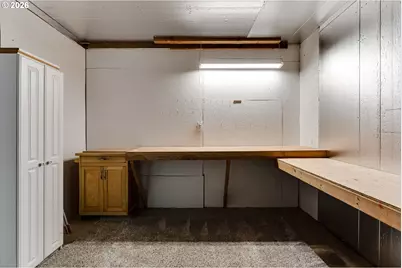 27505 6th St, Junction City, OR 97448 - Photo 39