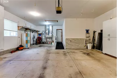 27505 6th St, Junction City, OR 97448 - Photo 45